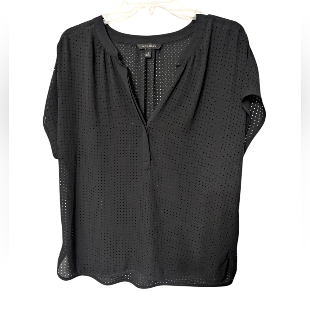 Banana Republic Black Drapey Perforated Popover V-neck Blouse Women's Top Size S